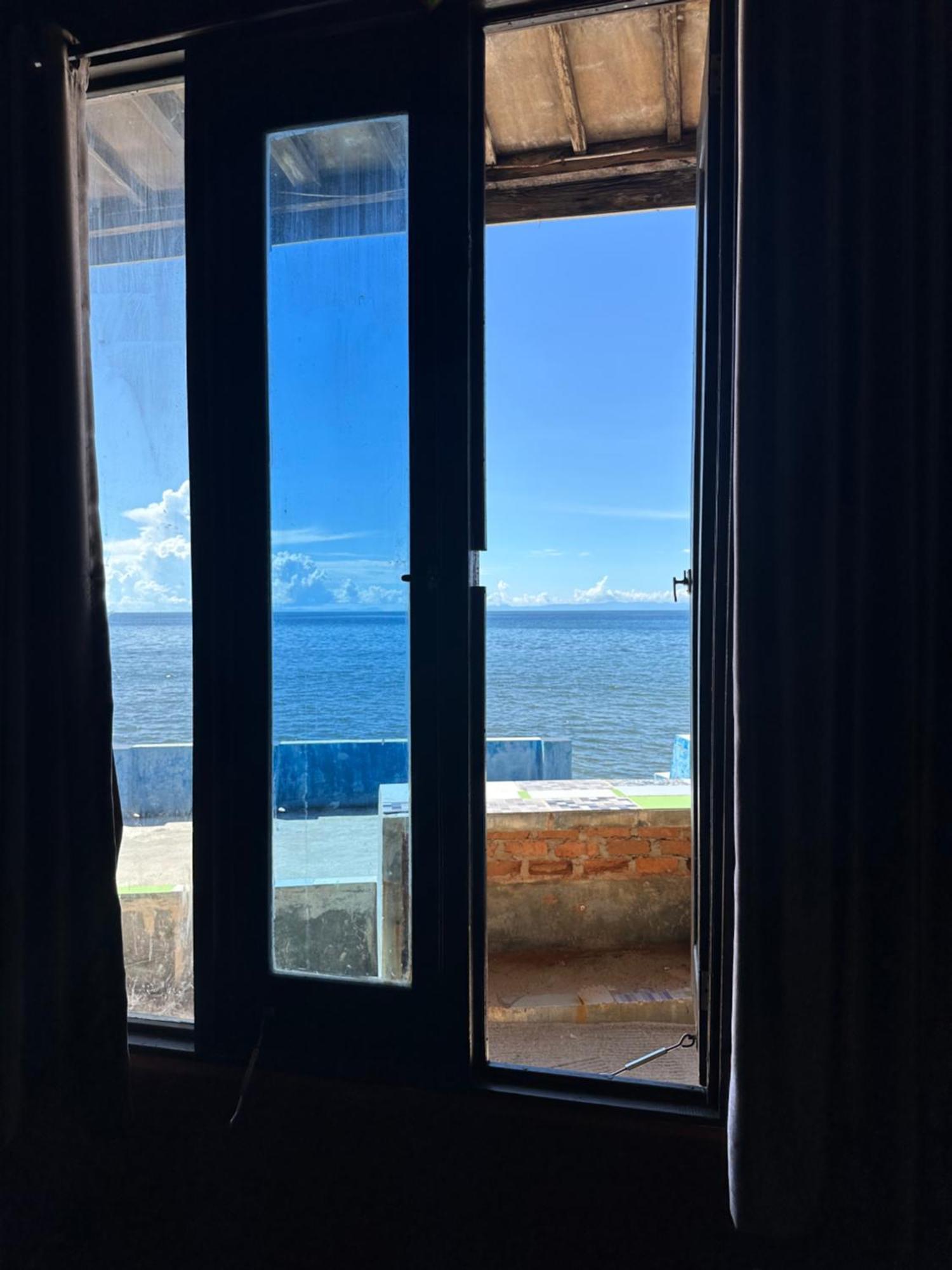 Mooi Park Hotell Sorong Eksteriør bilde